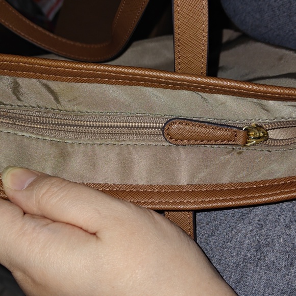 Michael Kors Olive Green Large Nylon Handbag with Caramel Brown accents - Picture 8 of 8